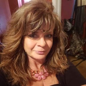 Meet your Posher, Polly